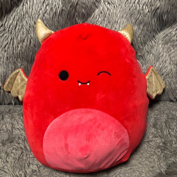 Kellytoy Squishmallows Karlie the Red Bat Halloween Squad - Picture 5 of 7